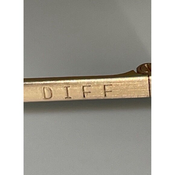 Diff Eyewear "Dash" Brushed Gold + Coffee Gradient Aviator  Modern 100% UVA - Picture 7 of 8